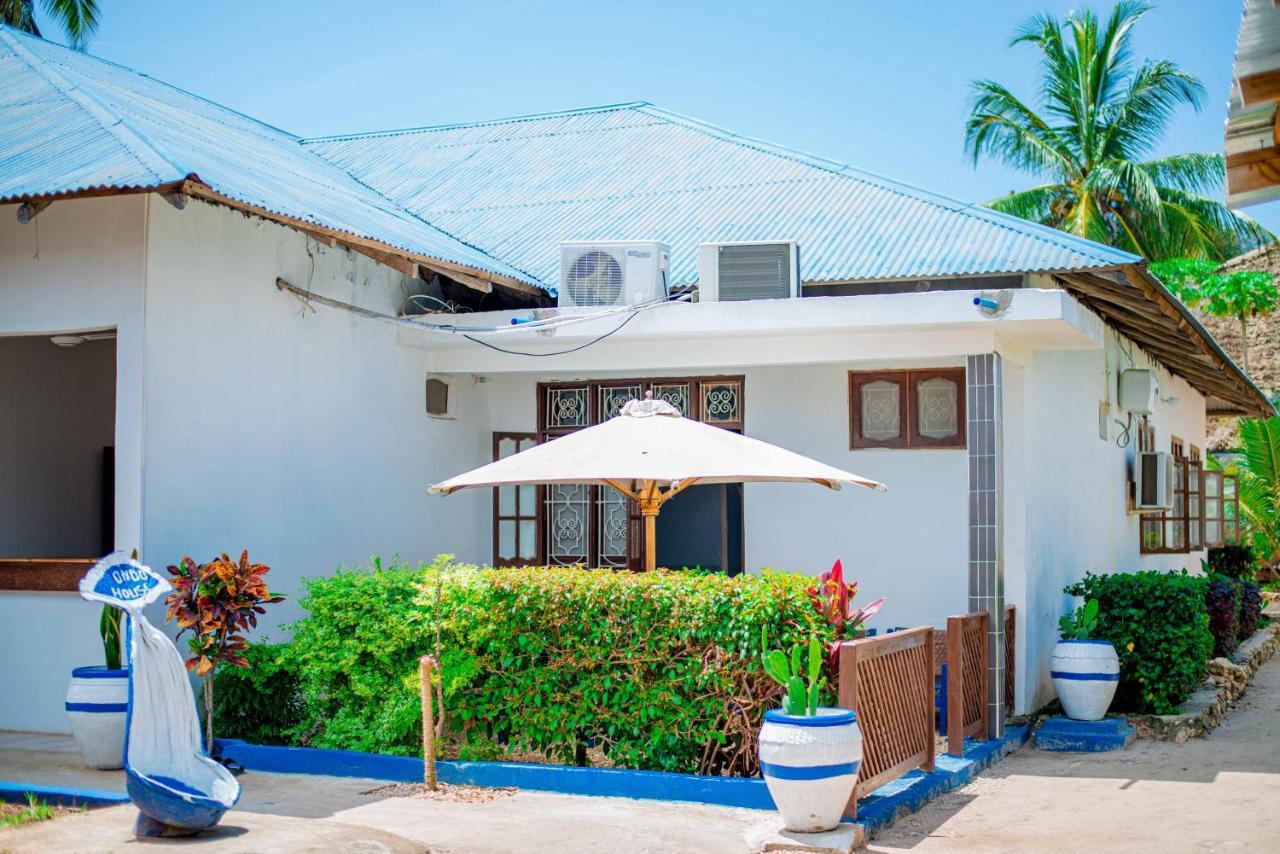 Hotel Ondo House Nungwi Esterno foto